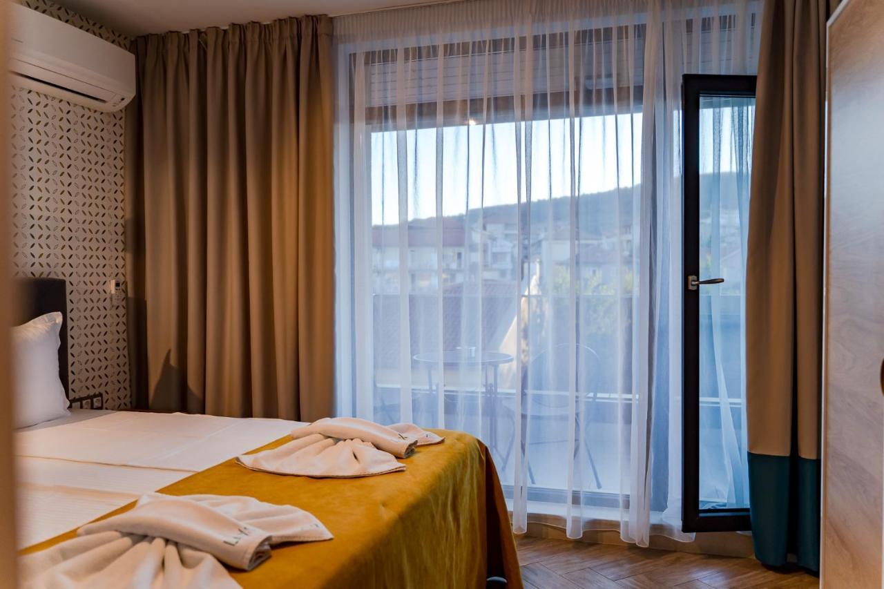 Family Hotel Laxo Obzor Exteriör bild