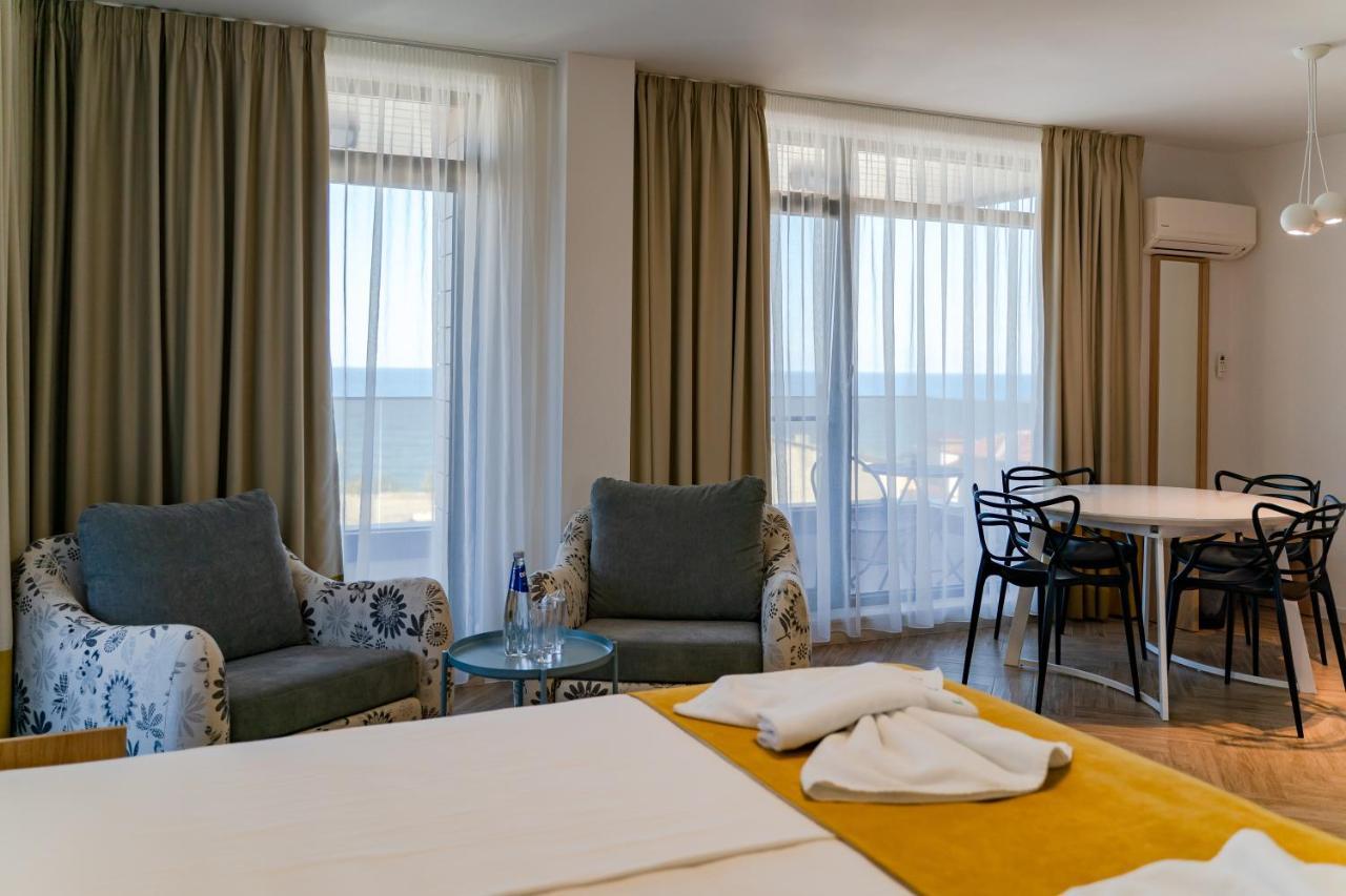 Family Hotel Laxo Obzor Exteriör bild
