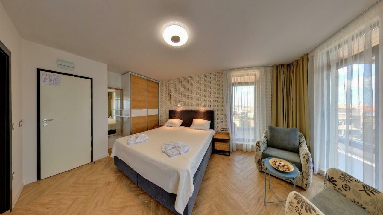 Family Hotel Laxo Obzor Exteriör bild